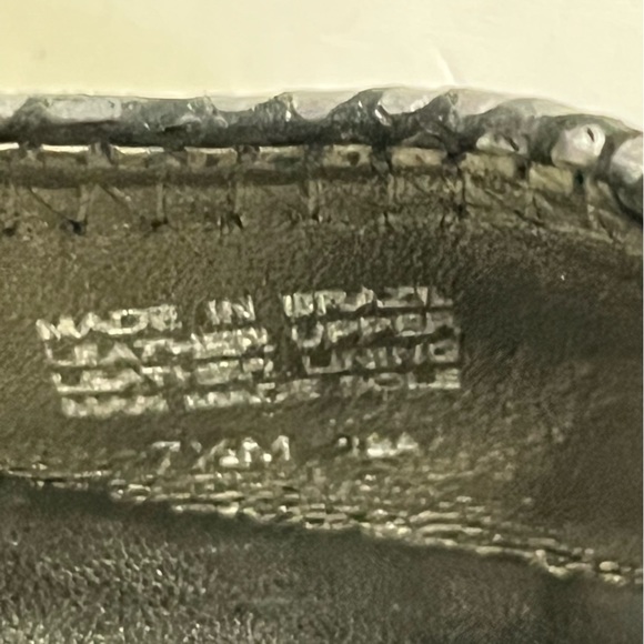 Tory Burch Black Snake Skin Print Reva Flats - Picture 6 of 7